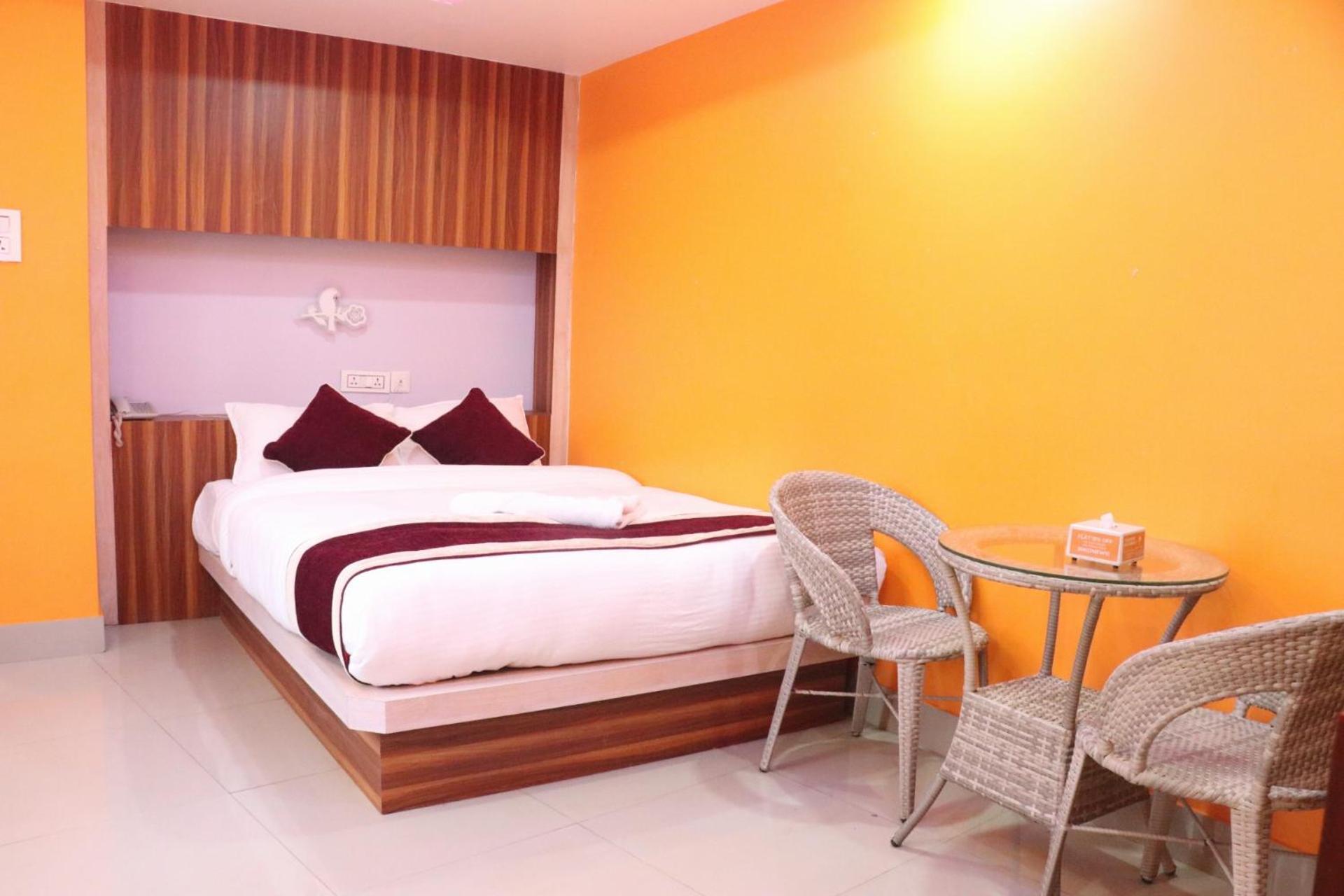 Om Tandoori Hotel Catmandu Exterior foto